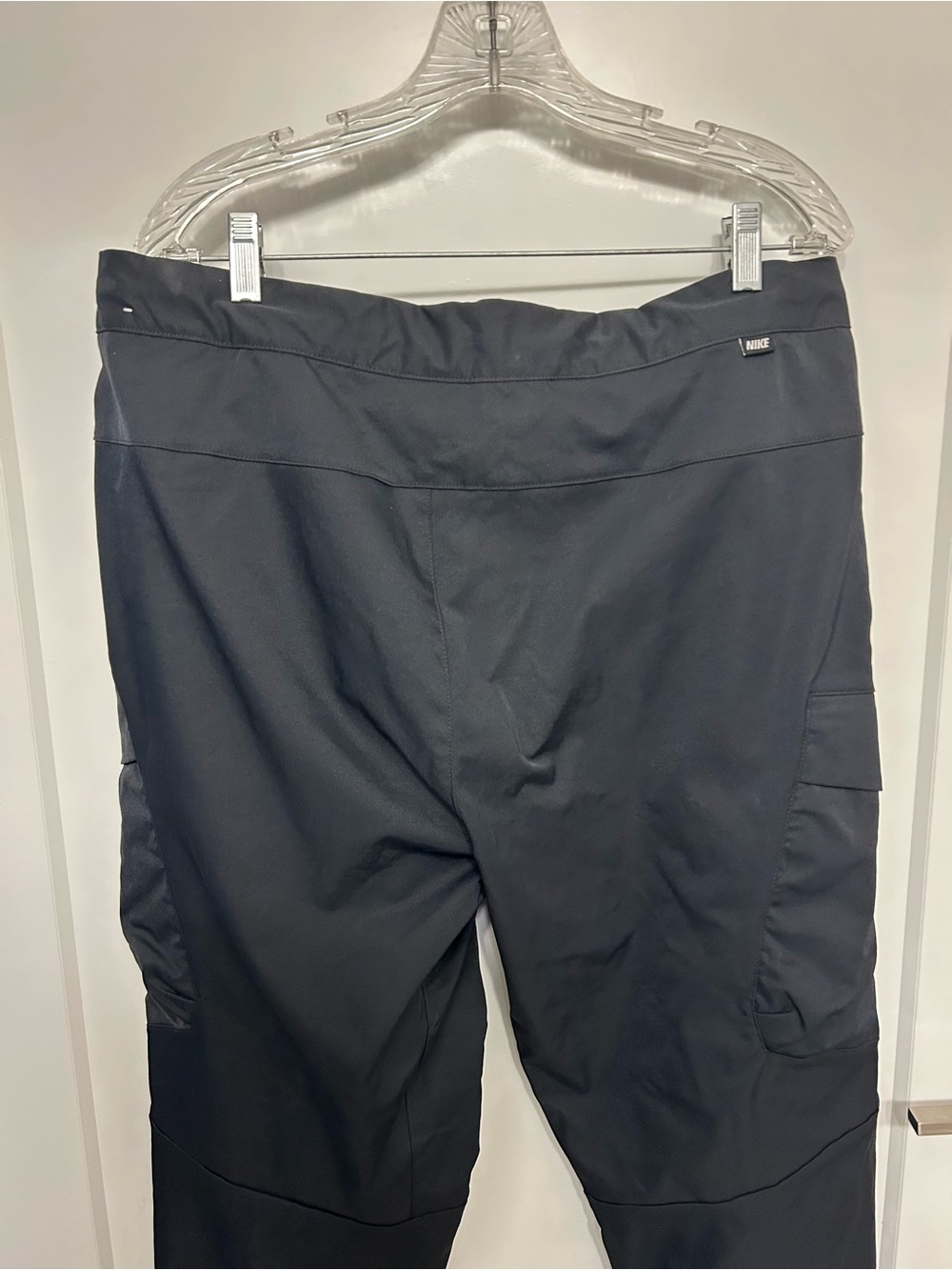 Like New Nike Men's Sportswear Tech Essentials Woven Unlined Cargo Pants - Picture 14 of 14